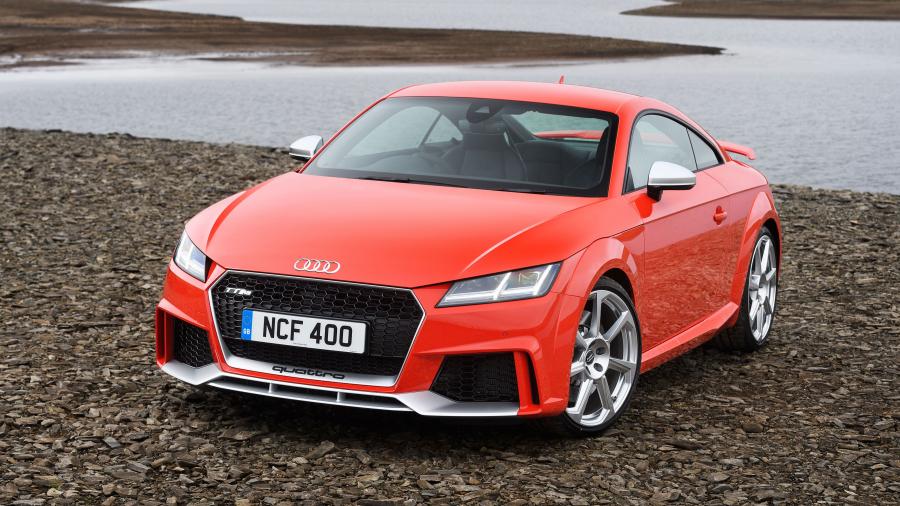  Audi TT RS Coupe (8S) 2016 года  (UK) (фото 2 из 40)